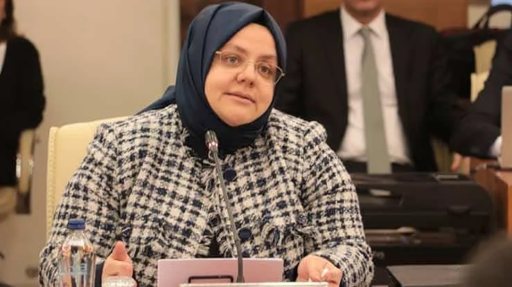 Bakan Zehra Zümrüt Selçuk'tan EYT Açıklaması Geldi!