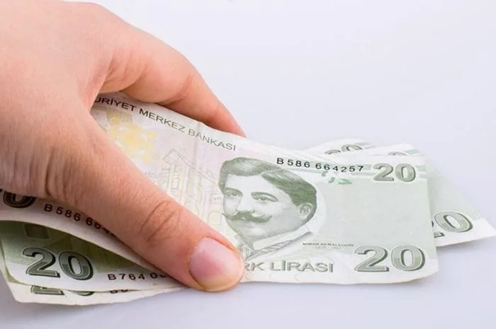 Emeklilere Aile Yardımı ve İntibak Görüşmeleri Yapılıyor