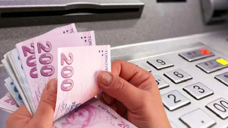 Emeklilerin En Düşük Maaşı Asgari Ücret Kadar Olmalı Talebi