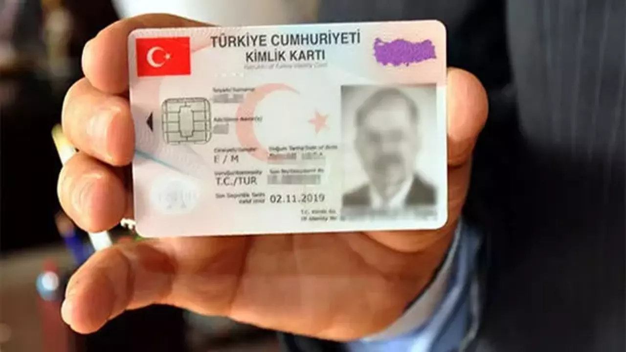 Nüfus Cüzdanı ile T.C. Kimlik Kartı Arasındaki Fark Nedir
