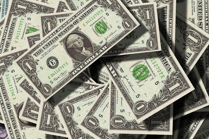 dolarin yil donu beklenti tutarlari degisti