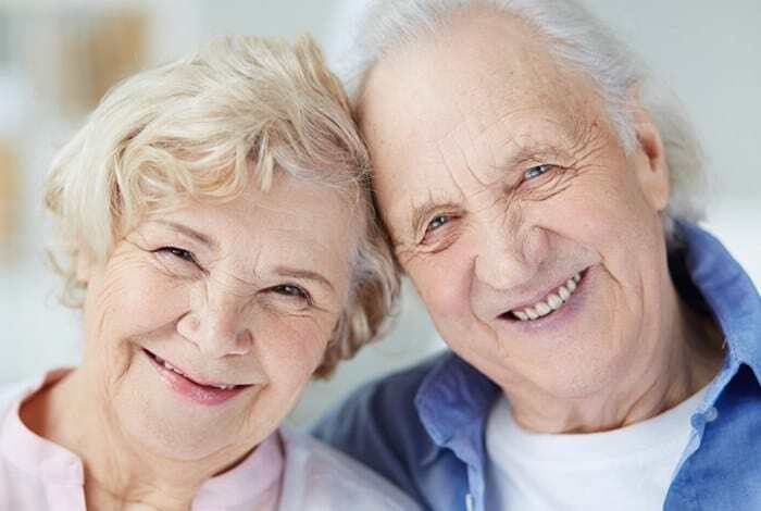 65yas ustu sokaga cikma yasagi kalkiyor