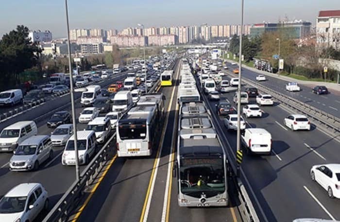 metrobuslere yeni uygulama