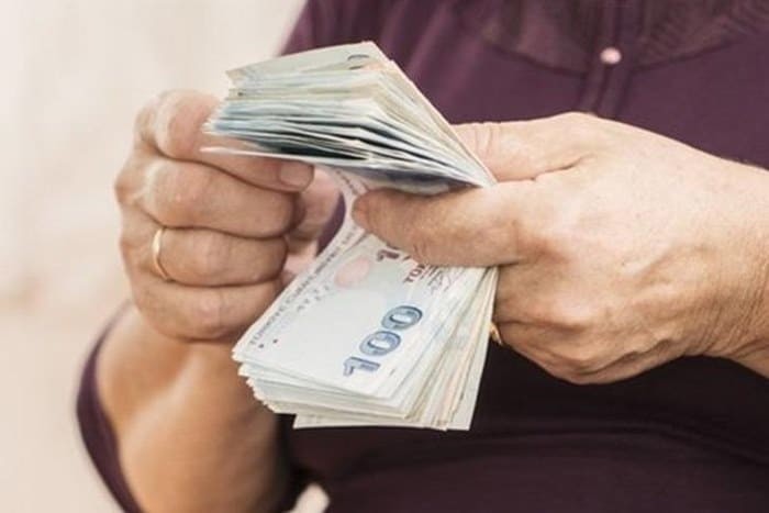 yeni emeklilere 1000tl ikramiye