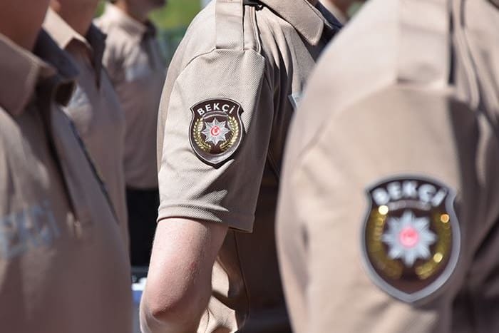 bekci kanunu meclisten gecti