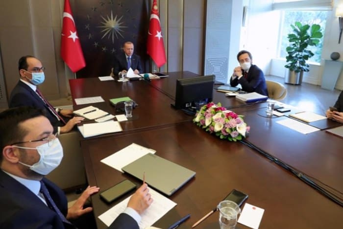 kabine toplantisinda kisitlamalar kalkti