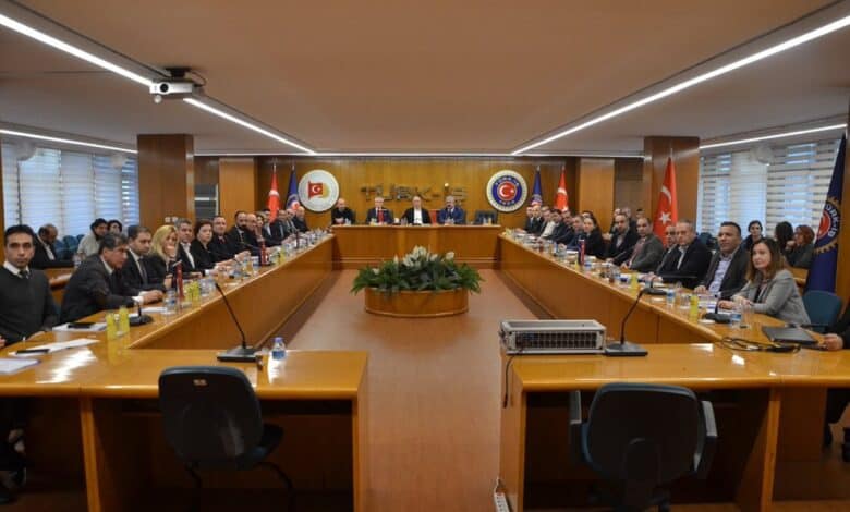 asgari ucret komisyonu toplaniyor