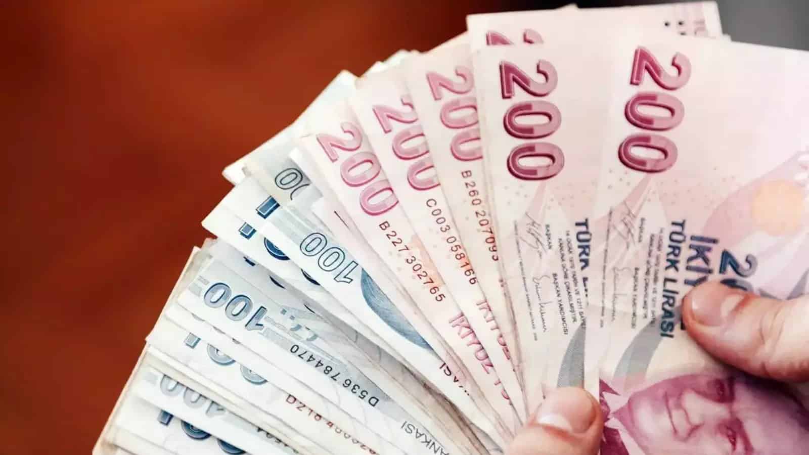 Emekliler Tekrar Çalışırsa Maaşı Kesilir Mi